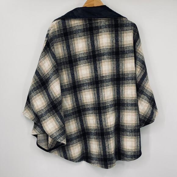 BLANKNYC Plaid Poncho Jacket Partial Zip Faux Leather Collar Black Tan One Size - Picture 4 of 8